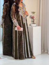 Load image into Gallery viewer, T 145
