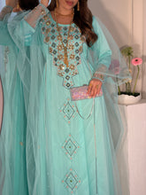 Load image into Gallery viewer, Ready To Go
