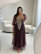 Load image into Gallery viewer, T 102
