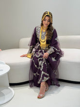 Load image into Gallery viewer, T 110
