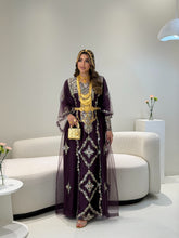 Load image into Gallery viewer, T 110
