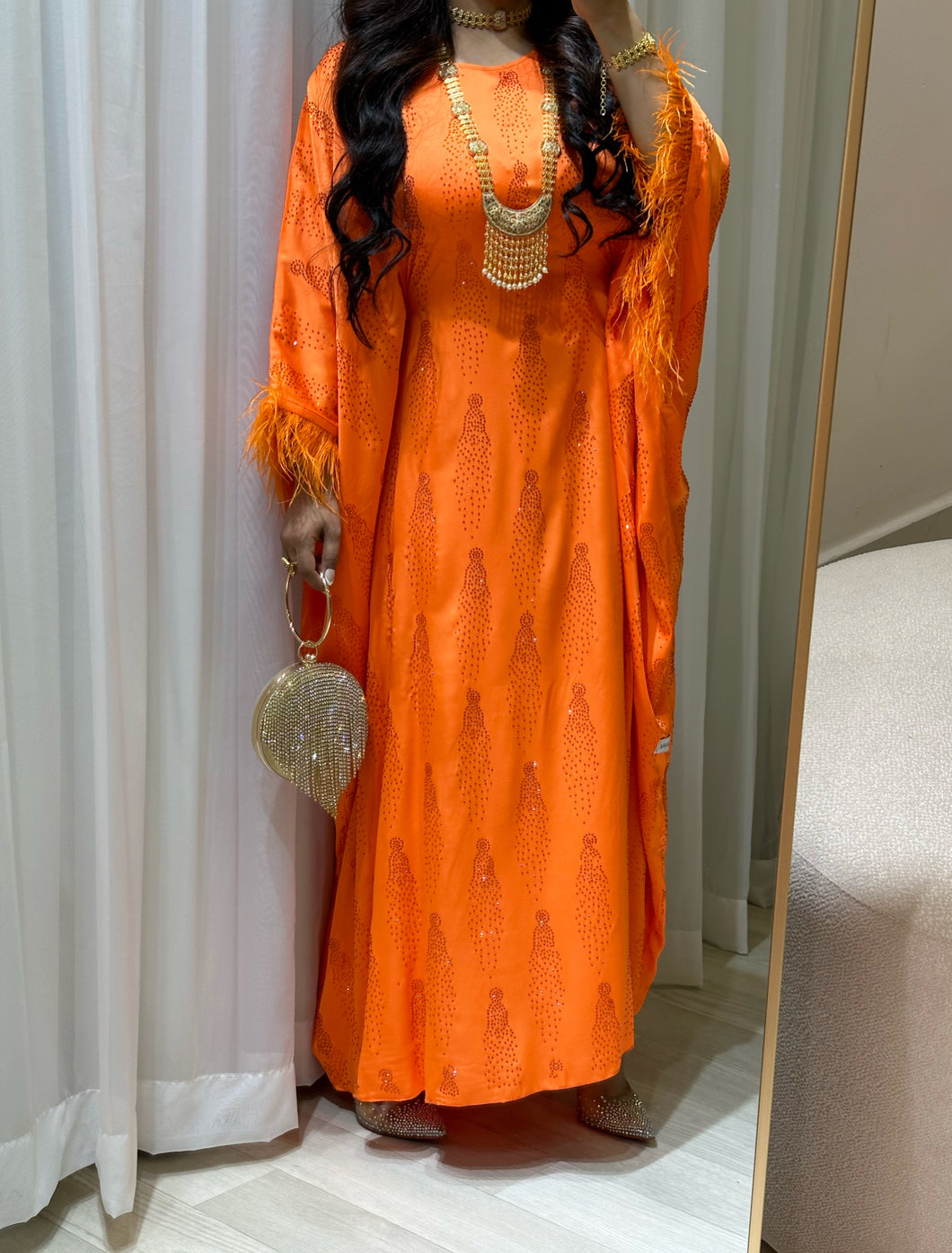 Orange bisht