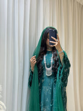 Load image into Gallery viewer, Green bisht
